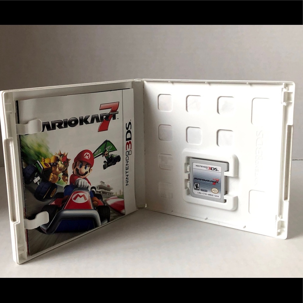 Mario Kart 7 Nintendo 3DS Video Game - Picture 5 of 7